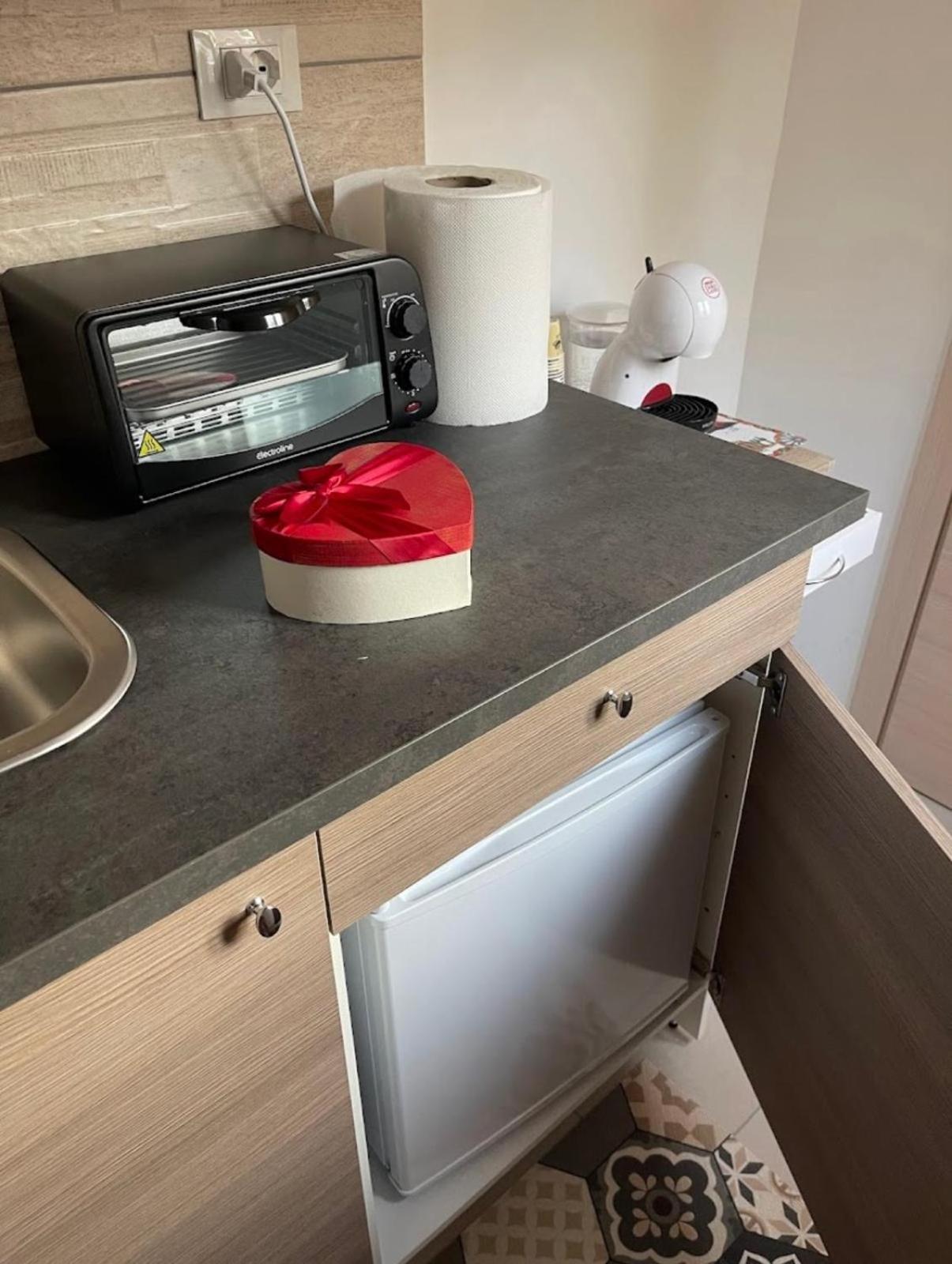 The Diamond Of Airport Guest house