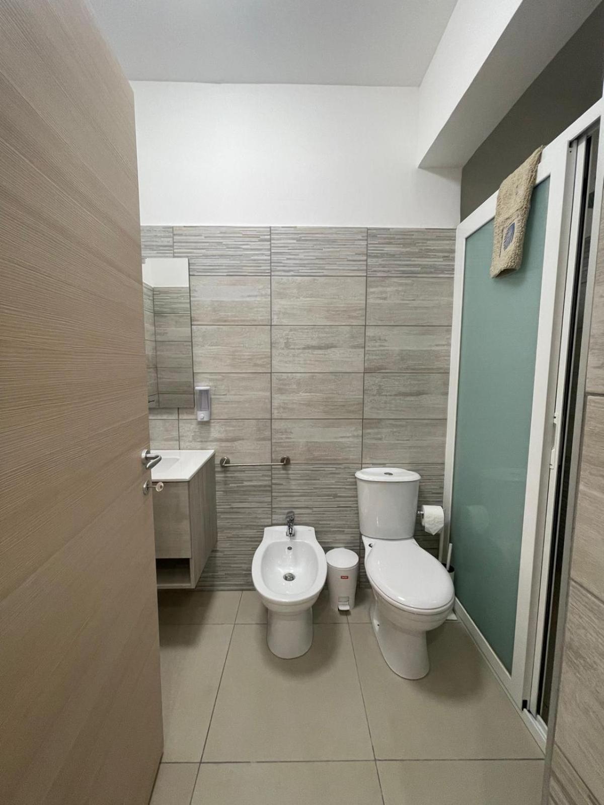 The Diamond Of Airport Guest house